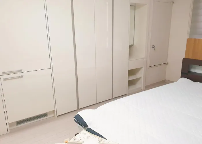 Apartment 2519#gangnam Urban Vogue #top-rated Unit # All-new Furniture & Peaceful Vibe#sinnonhyeon 1min *